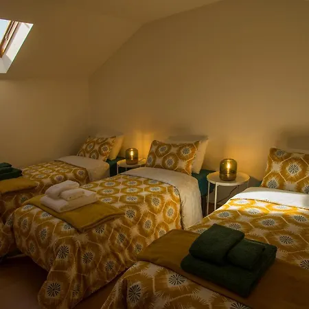 Guesthome Santa Cruz Homestay *